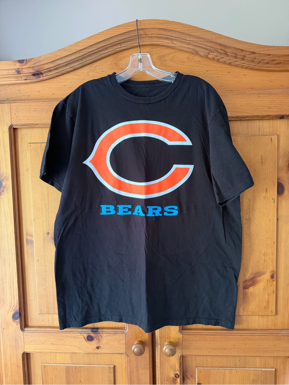 Chicago Bears Black Short Sleeve Graphic Tee - Team Logo